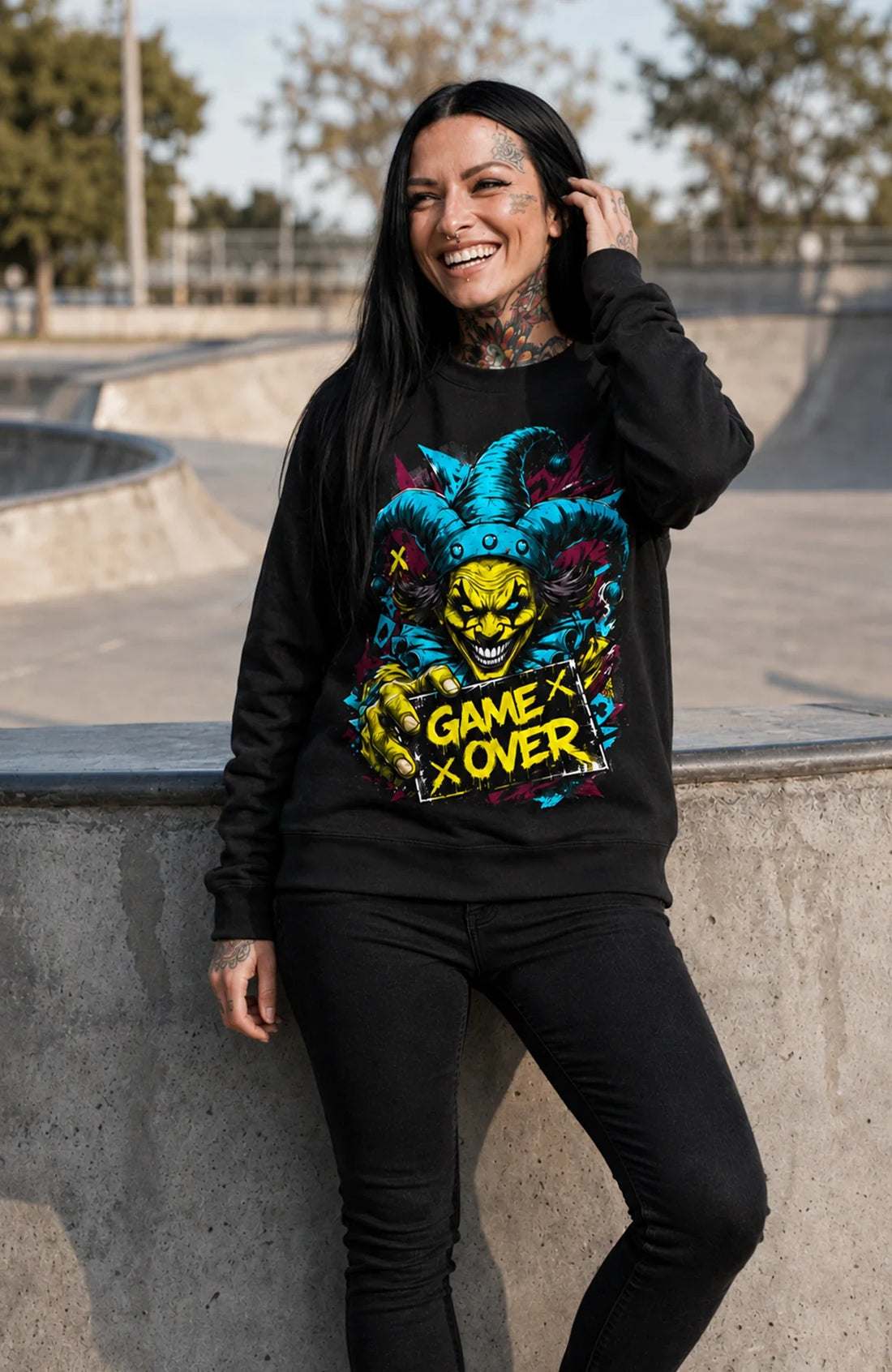 Neuer Drop: Schwarzes Sweatshirt mit Game Over Motiv