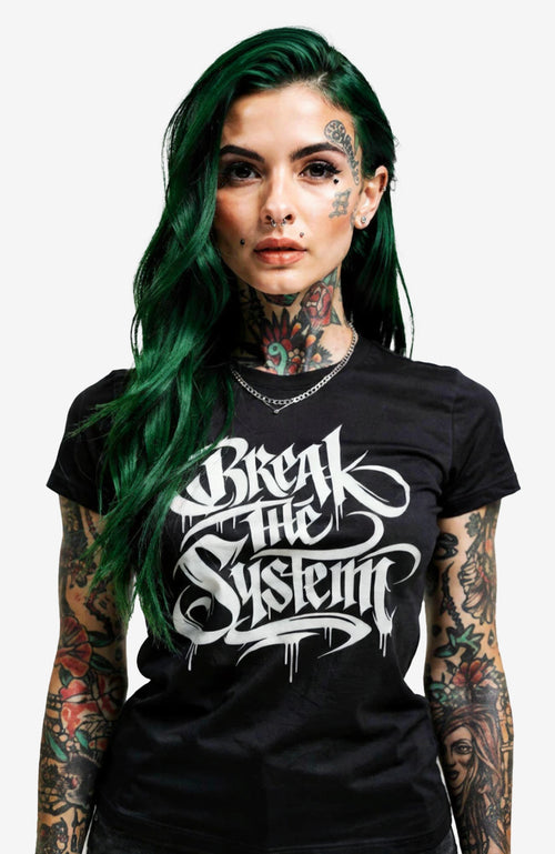 Break The System Shirt – Dark Streetwear Tee Shirt Break-the-System-EnrolDesign-streetwear-tshirt-schwarz-Front-Model01webp