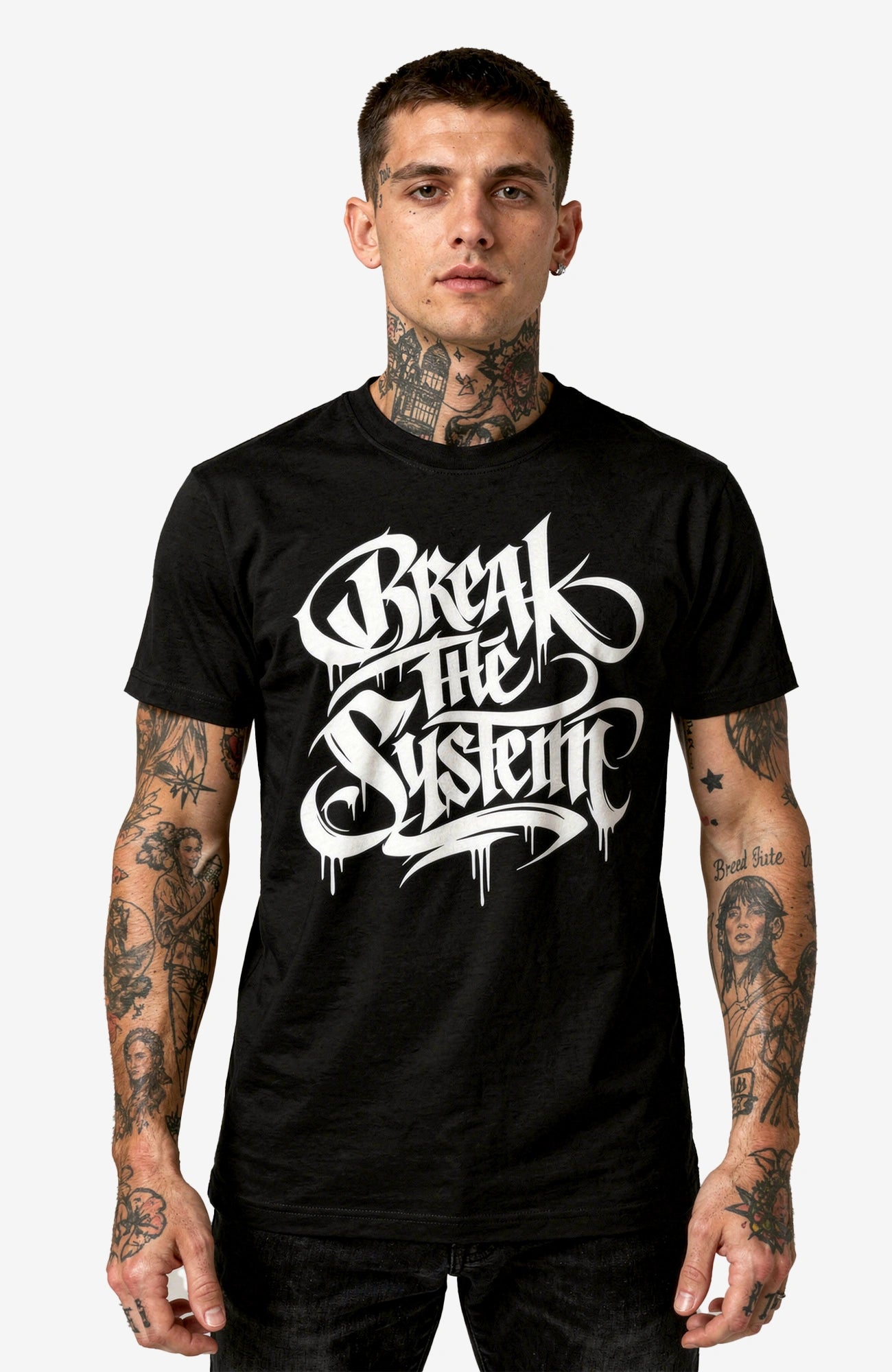 Break The System Shirt – Dark Streetwear Tee Shirt Break_-_the_-_System_-_EnrolDesign_-streetwear-tshirt-schwarz-Front_-_Model_Mann_-_01