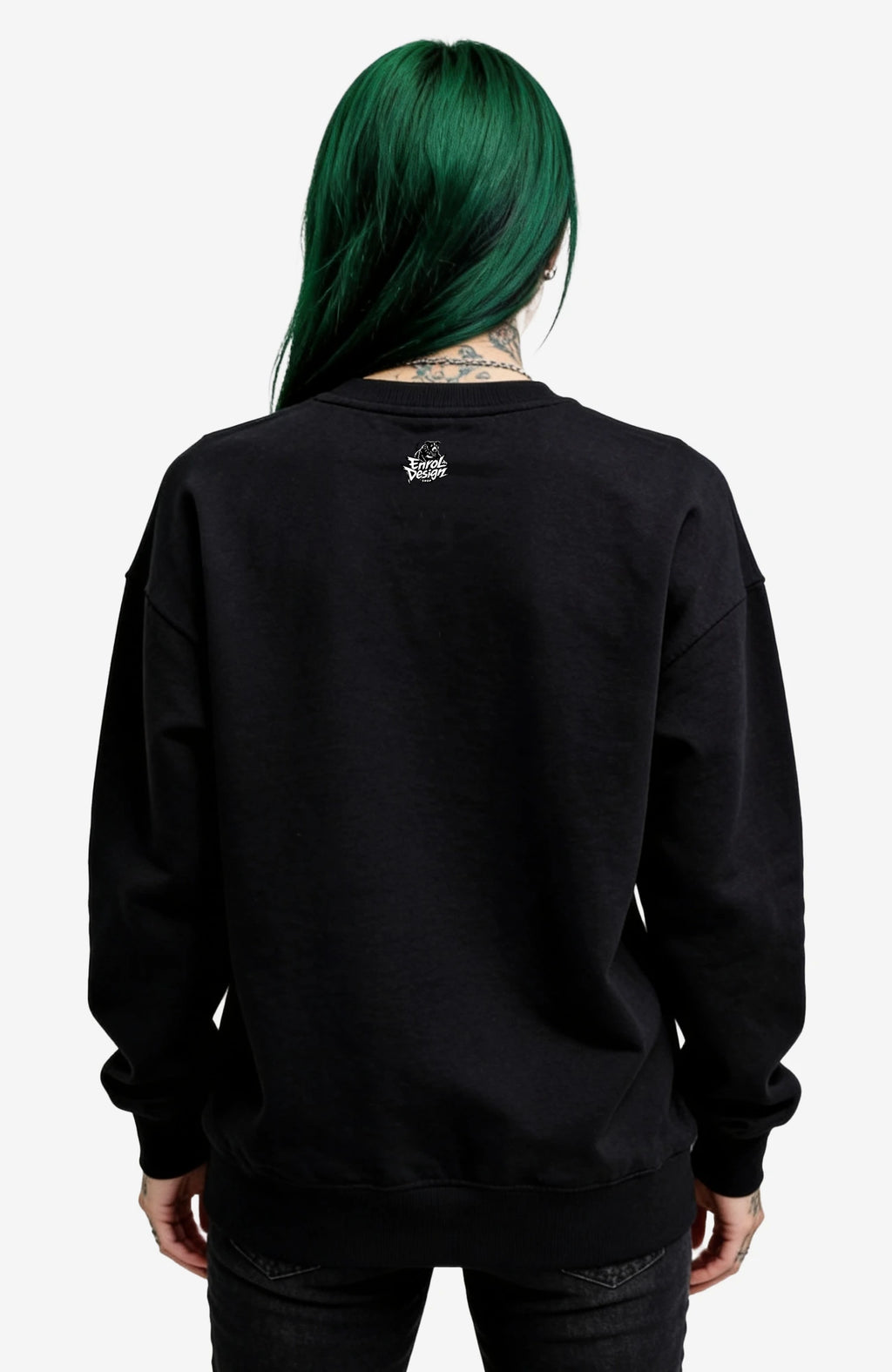 Zu Ost für den Westen | Sweatshirt | Schwarz Sweatshirt LocalSweatshirt-ZuOstfuerdenWesten-Art-streetwear-Black-Back-EnrolDesign-EnrolShop.-02