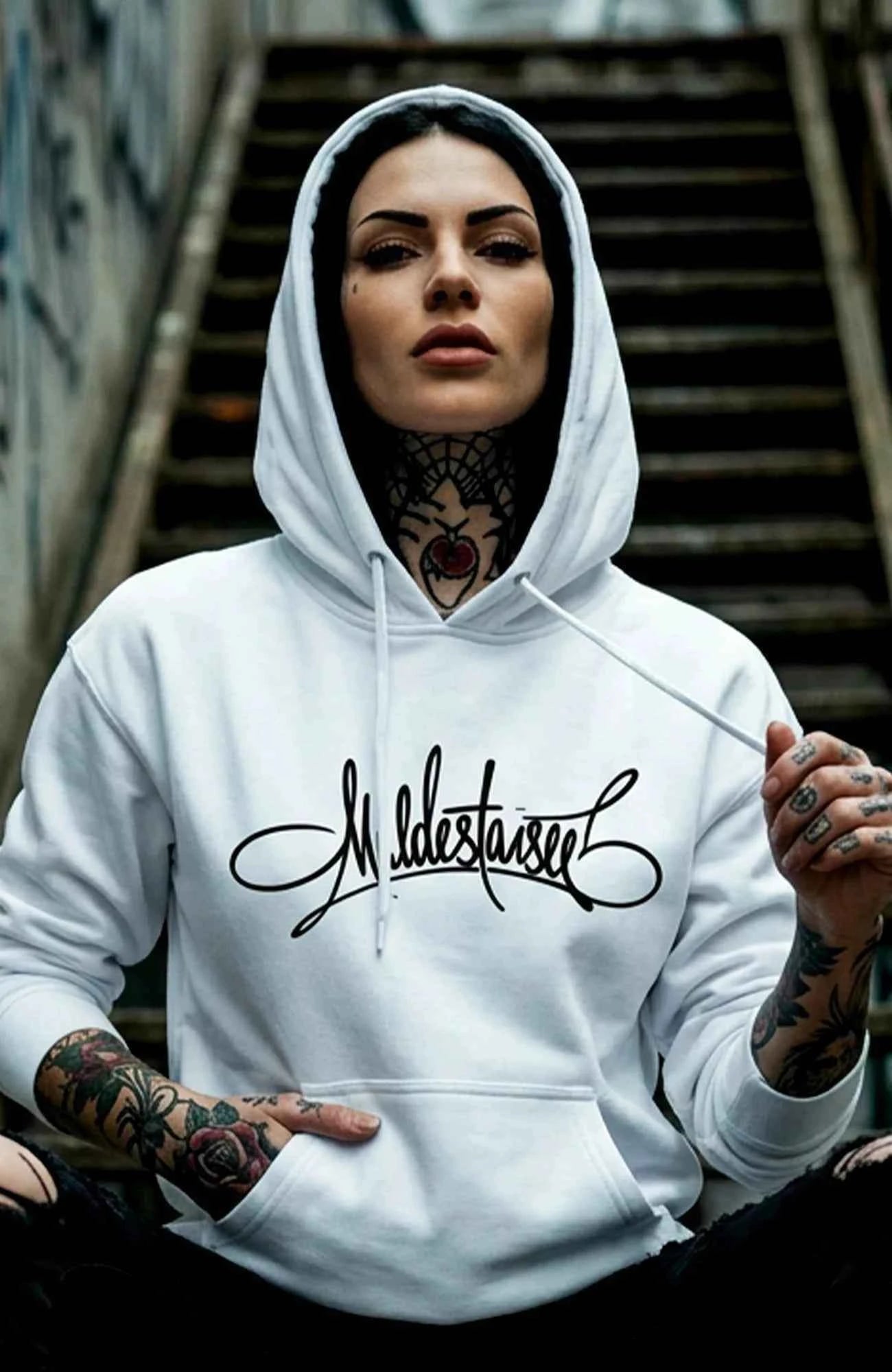 Muldestausee Script Hoodie – White Edition Hoodie Muldestausee-Art-DamenSkaterHoodie-streetwear-white-Front-EnrolDesign-EnrolShop02_b2428513-8685-4b3c-9d20-934cee0b55ca