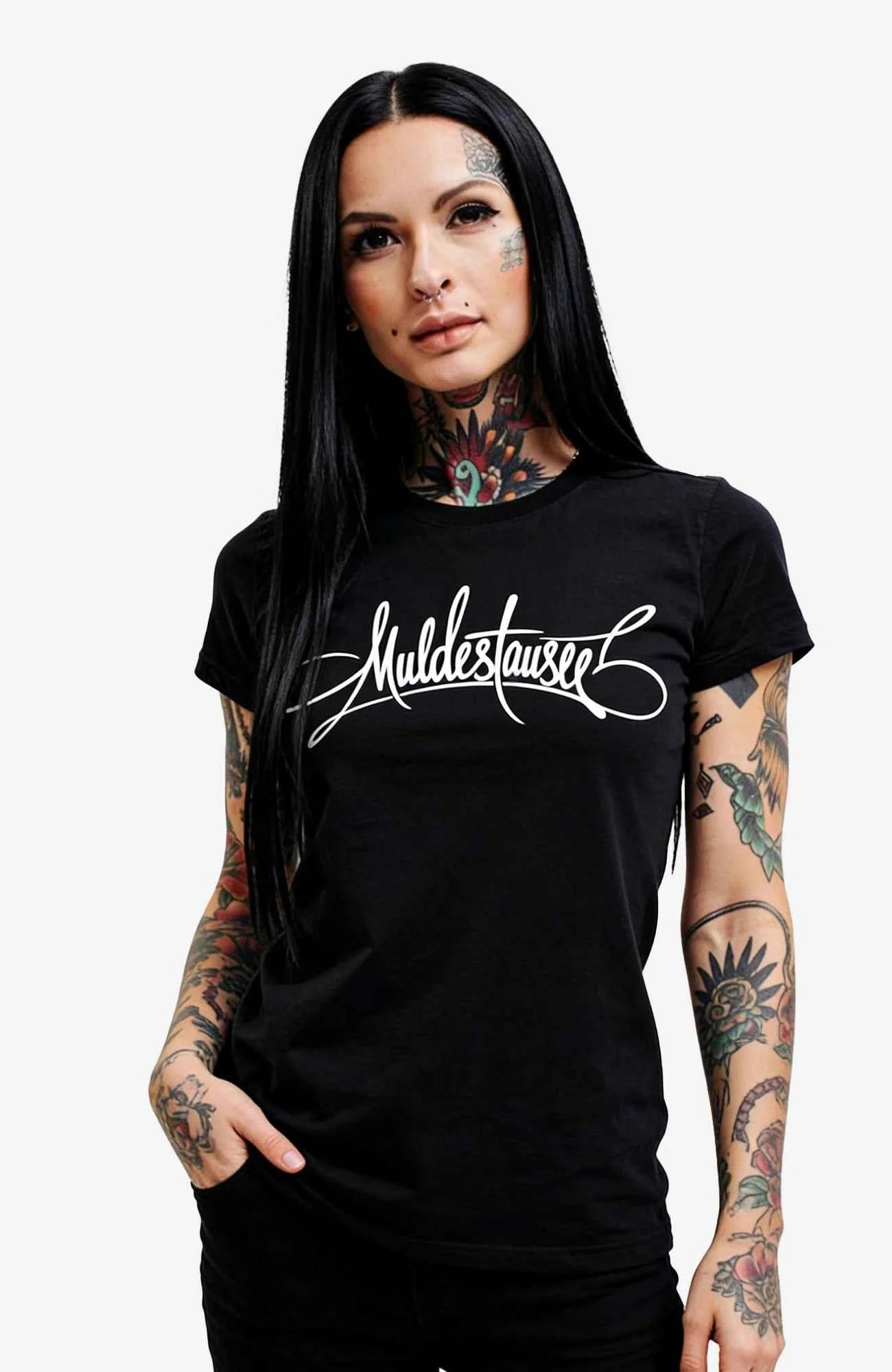 Muldestausee Script | T-Shirt | Black Edition Shirt Muldestausee-Art-DamenSkaterShirt-streetwear-tshirt-schwarz-Front-EnrolDesign-EnrolShop-01
