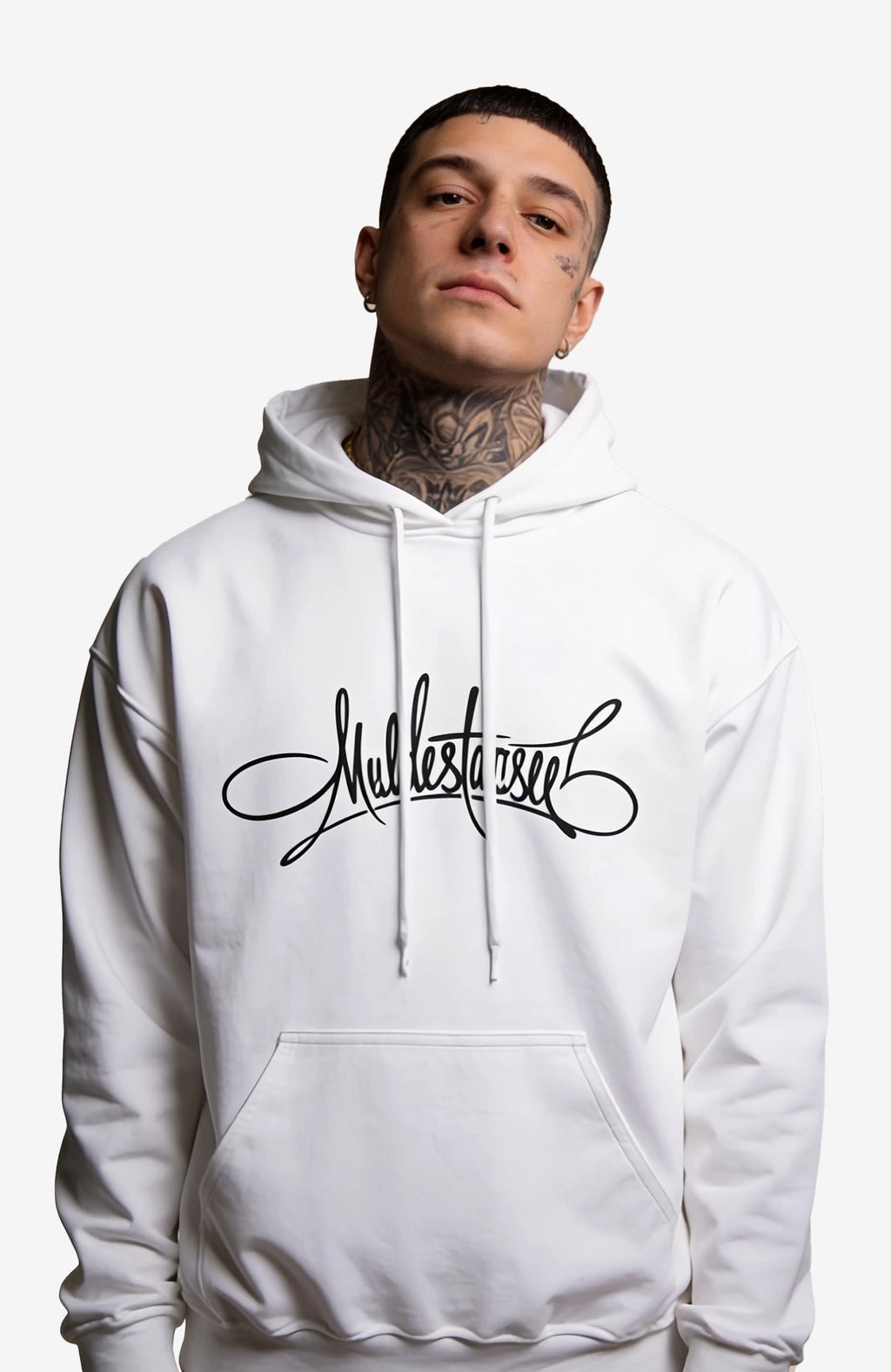 Muldestausee Script Hoodie – White Edition Hoodie Muldestausee_-_Art_-_Herren_Skater_Hoodie-_streetwear-_white_-_Front_-_EnrolDesign_-_EnrolShop