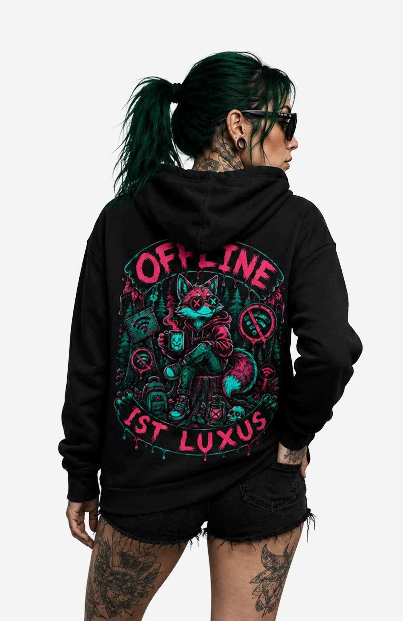 Offline ist Luxus | Hoodie Damen | Dark Hoodie OfflineistLuxus-SkaterHoodie-streetwear-Hoodie-Black-Backprint-Back-EnrolDesign-EnrolShop-Women01