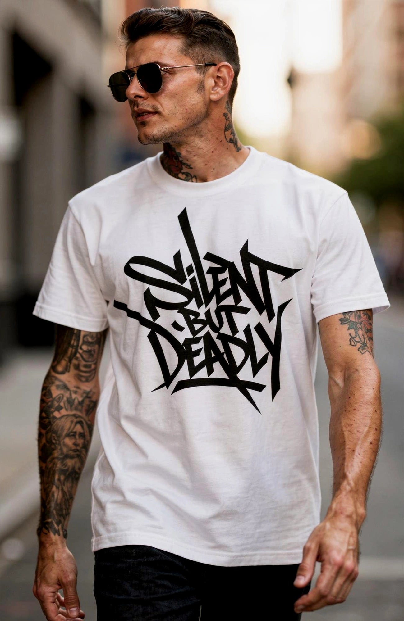 Silent But Deadly – Look Bundle - Shirt + Sticker Bundle Silent_but_Deadly-_EnrolDesign_-streetwear-tshirt-weiss-Front_-_Mann_02
