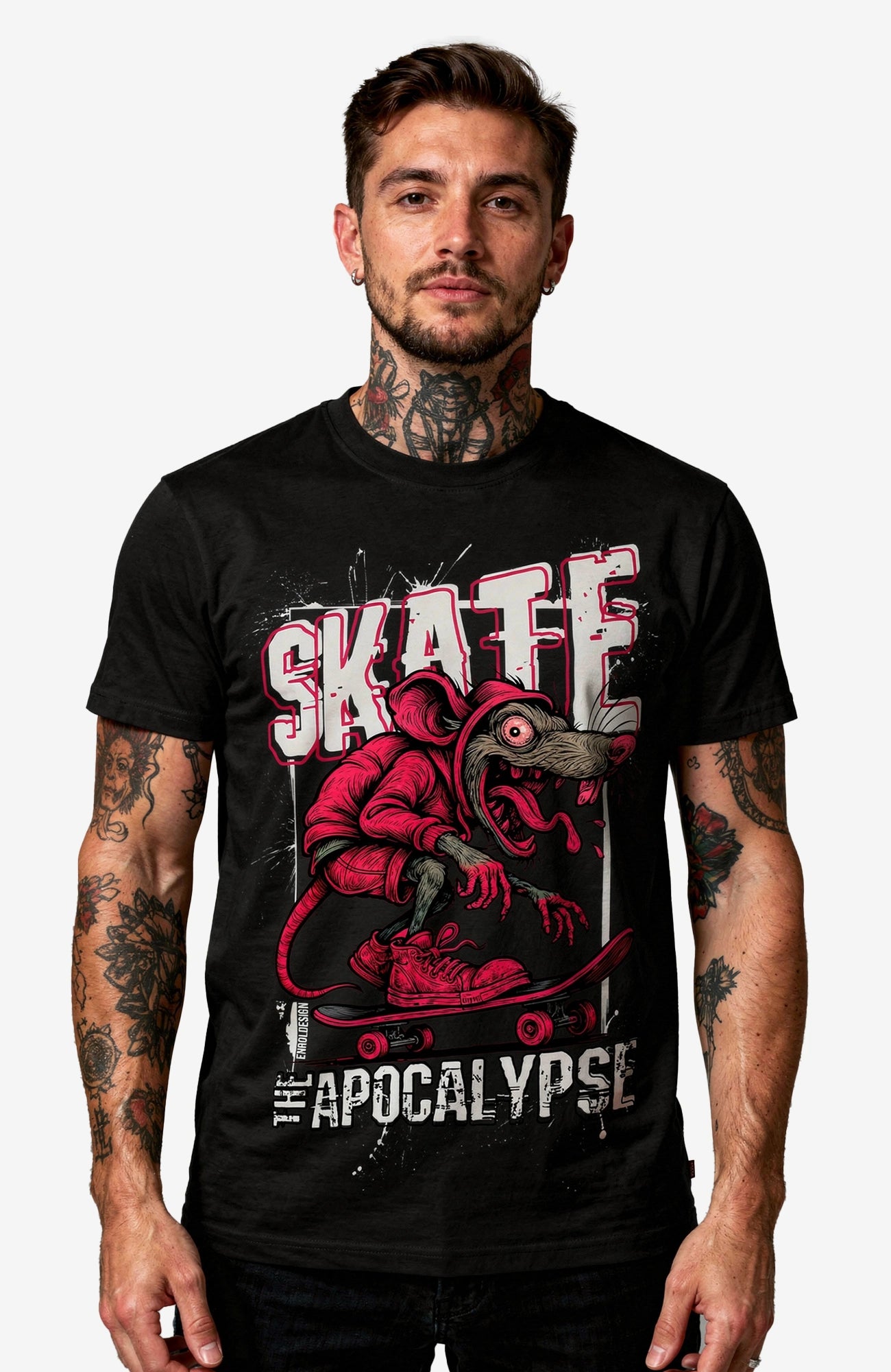 Skate the Apocalypse T-Shirt – Skater Shirt Schwarz Shirt Skate-the-Apocalypse-streetwear-Skater_Shirt_-_Black-Mann-Model-01