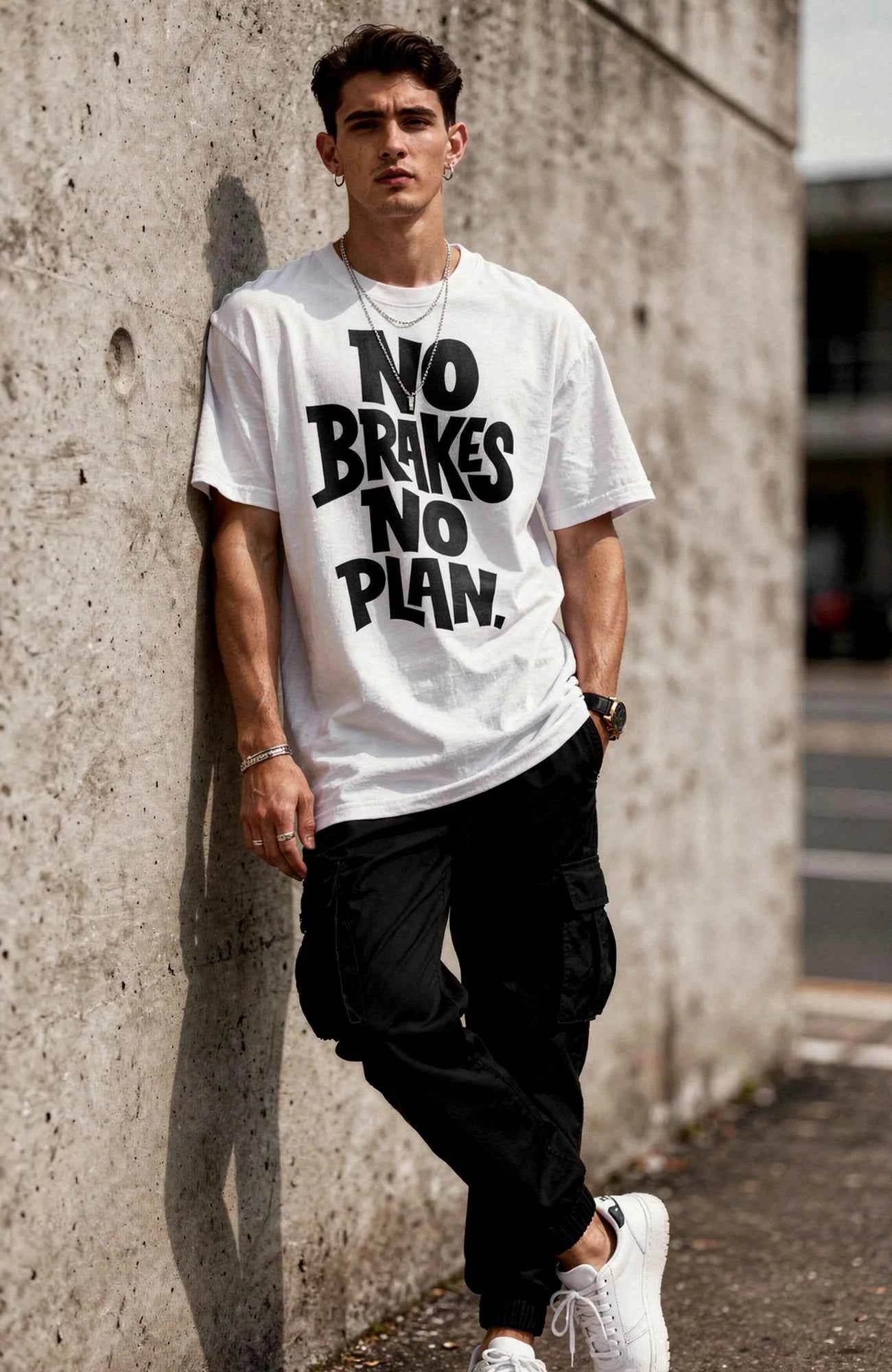 No Brakes No Plan T-Shirt Shirt no-brakes-no-plan-streetwear-tshirt-weiss-Model.-Mannwebp